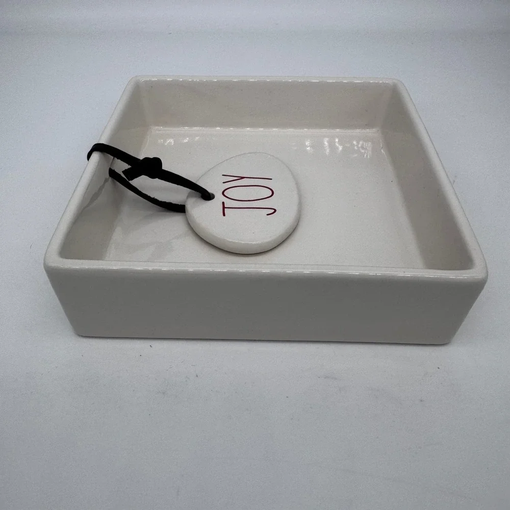Rae‎ Dunn Merry Xmas Dish JOY Tag Christmas Holiday Decor Napkin Holder Set